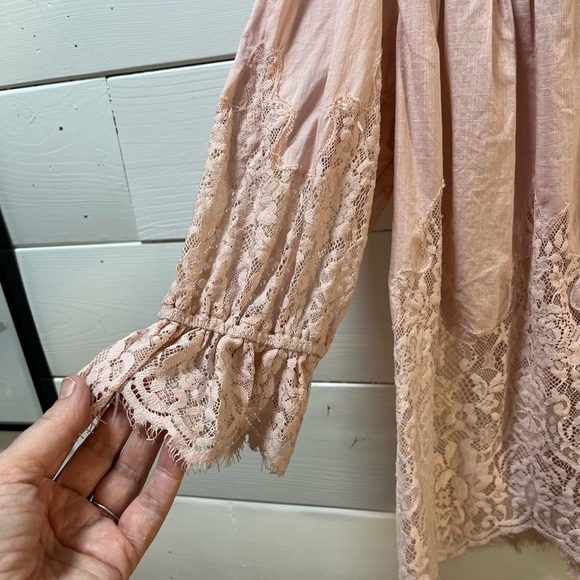 BY ANTHROPOLOGIE • Lace Blouse with Shirred Details • Size XS - Picture 3 of 9
